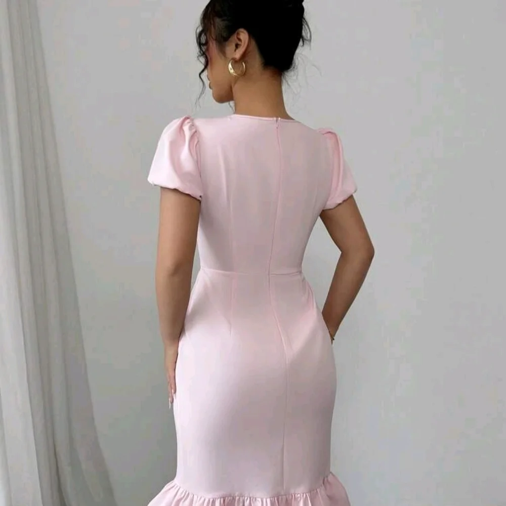 SHEIN Light Pink Puff-Sleeve Midi Dress with Ruffle Hem - Picture 2 of 5